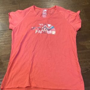 The North face XL women’s slim fit outdoor shirt EUC